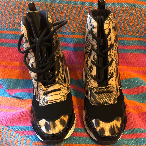 Animal Print Sneakers - Picture 2 of 6